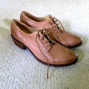 Frye Carson Oxford Shoes